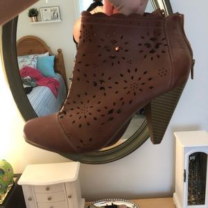 Leather cutout booties